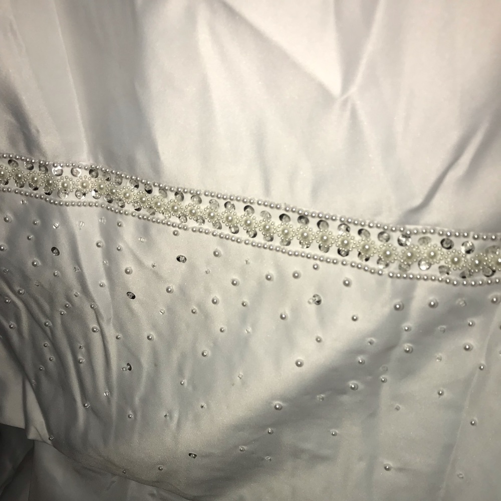 Wedding dress